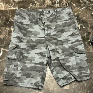 Buckle Black Standard Camo Cargo Shorts